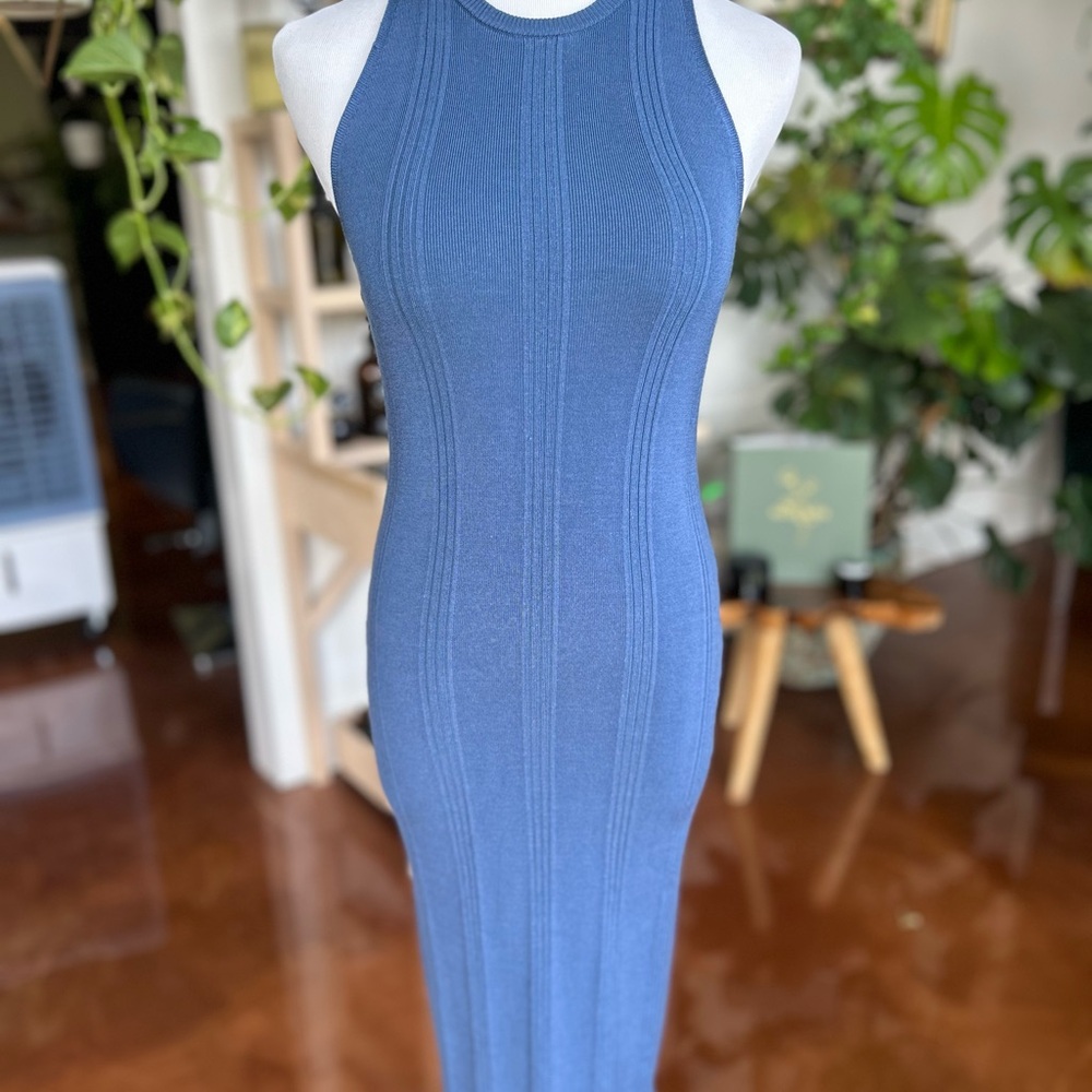 L’AGENCE blue ribbed body con midi dress - small